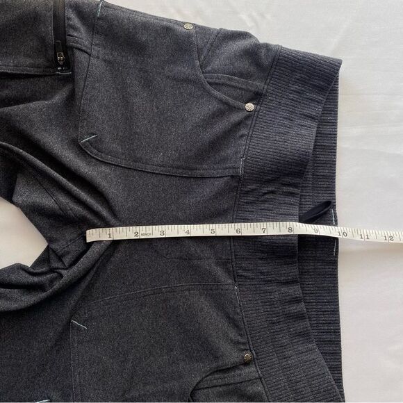 Athleta Dark Heather Gray Northpeak Cargo Pants Size Small - Picture 15 of 16